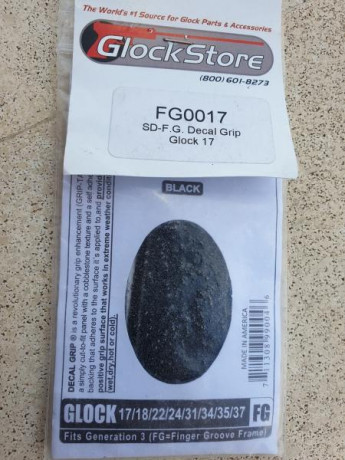 Vendo pack indivisible con los siguientes accesorios o piezas para Glock 17, en su mayoría a estrenar 12