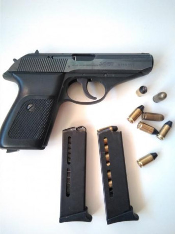 Vendo pistola SIG SAUER P230 del .380 (9 corto). Su estado de conservación es impecable, y tiene menos 00