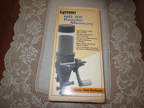 Hola.
Saco a la venta un dosificador, de la marca Lyman 55 Power Measure
poco más voy añadir, porque de 00