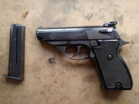 Buenas.
    Vendo en 150€ Cada una de estas dos pistolas, busco armero de arma larga grado 1 para 7 armas 12