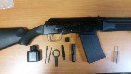 ya vuelven a tener la saiga 12 en izquierdo, y nueva a estrenar cuesta la friolera de 490€, unos cuantos 11