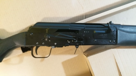 ya vuelven a tener la saiga 12 en izquierdo, y nueva a estrenar cuesta la friolera de 490€, unos cuantos 41