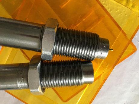 Hola vendo los dies LEE calibre 7,5 x 55 están nuevos muy poco uso
Se envían a toda España
Tf de contacto 00