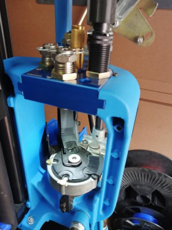 Otra Dillon xl 650 impecable. Bloque de dies aluminio azul, alimentador de vainas regulable (el nuevo 00