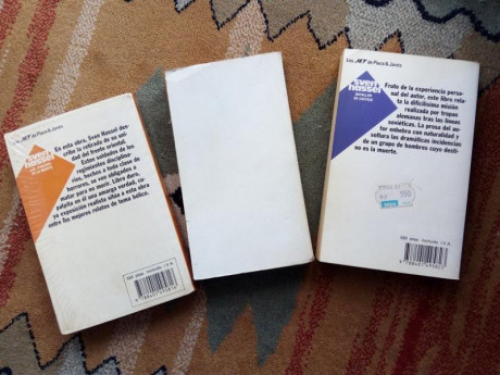 En venta tres libros del conocidisimo autor Sven Hassel  sobre batallas de la 2ª Guerra Mundial en las 01