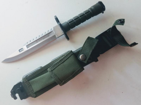 VENDIDA bayoneta Smith & Wesson especial OPL, para fusil M4, mide 19 cm de hoja y 32 cm. en total, 01