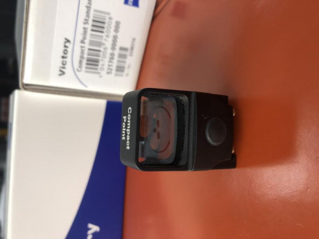 VENDO ZEISS VICTORY COMPACT POINT, como nuevo con mínimo uso, tal cual se ve en las fotos, con su caja, 12