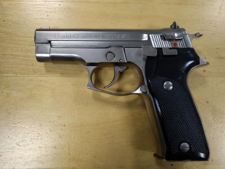 Vendo o cambio Astra A90 9mm PB. Inox
O cambio por revolver 38/357 Magnum en 3 pulgadas cromado, en F.
350€ 00