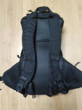 Vendo esta mochila de la marca Karrimor de la serie SF, indestructible, esta usada pero como nueva.
El 12