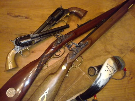  Hilo para colocar fotos, de esas armas de pólvora negra que tanto nos gustan y tenemos bien cuidadas, 132