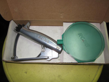 :Hola.
Pongo a la venta  empistonador , RCBS nuevo a estrenar.
Precio: 60€incluidos gastos de envio.
Precio: 00