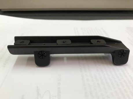 Vendo monturas Blaser para carril Zeiss. Precio 270€. 01