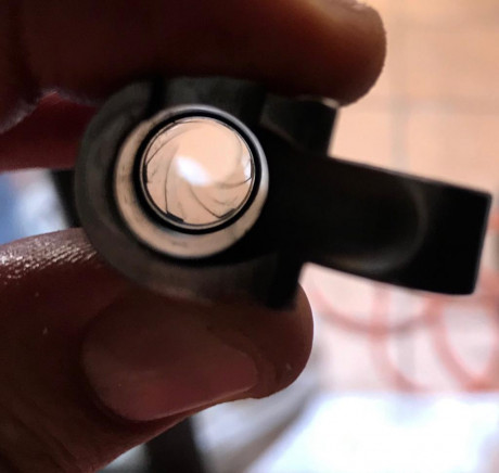 Vendo Firestar 9mm en buenísimo Estado, 2 cargadores y su caja de cartón. El arma está en Barcelona.

180 01