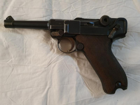 VENDO PISTOLA P08 DEL 1913 EN PERFECTO ESTADO, CON LA NUMERACION DE TODAS LAS PIEZAS COINCIDENTES MENOS 02