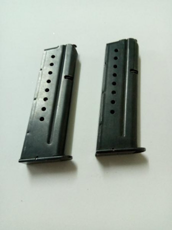 Pongo a la venta estos dos cargadores.

-Pistola: LLAMA.
-Modelo: XI
-Calibre: 9mm Parabellum. 
-Estado: 00