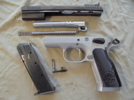 VENDIDA, GRACIAS AL FORO
Hola a todos, 
Vendo esta Tanfoglio Match:
-Calibre 9mm Para., simple acción, 10