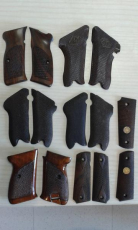 Hola a todos, vendo una serie de cachas de madera mas unas de baquelita.
cachas de Brno CZ 75  de madera, 02