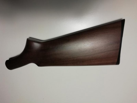 Vendo culata de madera nueva para el Bar II
No se si vale para otros modelos, para el Long track NO. 
Precio 22