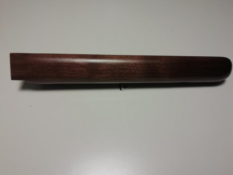 Vendo culata de madera nueva para el Bar II
No se si vale para otros modelos, para el Long track NO. 
Precio 32