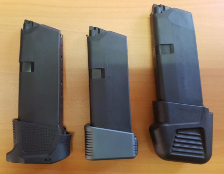 Hola
Vendo cargadores y prolongadores de Glock 43 de la marca Strike Industries, pearce grip, Fab Fefense, 01