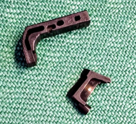 Se vende lote Glock 17 de 2ª generación, (Vendida), armero UNE-EN 1143-1-98, para tres armas cortas y 140