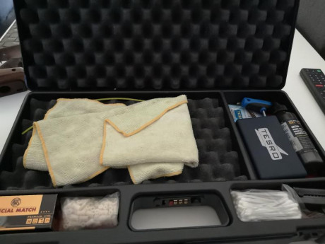 Vendo la pistola TESRO TS 22 de mi mujer, el motivo es que se metió por mi en el tiro y no le acaba de 00