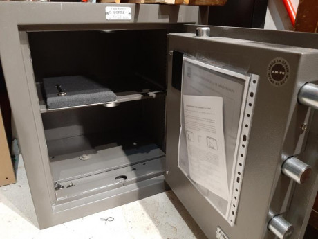 Hola
Vendo arfe 7500 grado iV
Precio 500 €, está en Madrid. Rebaja de 50€
  Nuevo precio. 450€  
Recogida 00
