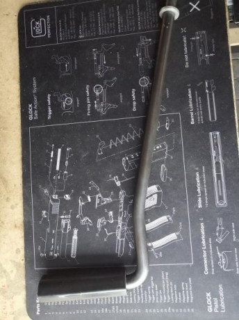 Vendo palanca en L para dillon 650 en buen estado ideal para cargar más cómodamente.

Precio 40€ más portes 00