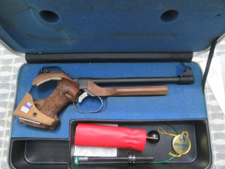 Vendo Pistola Hammerli 150 - soy su segundo dueño ya que el primer no pudo usarla, yo la use lo que va 00