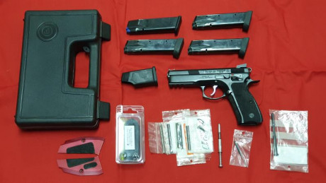 se vende CZ Shadow SP01 usada pero en buen estado con:
Opción 1
4 cargadores
1 Cacha aluminio
1 Modulo 10