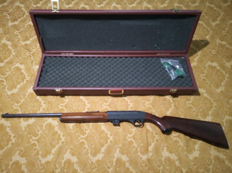 Hola a todos.
Vendo esta carabina Gevarm del calibre .22lr, semiautomática, desmontable, con cargador 01