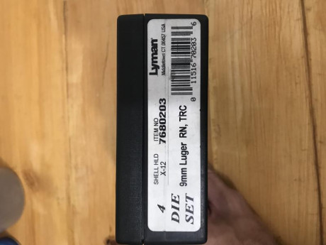 Vendo dies lyman del 9 mm, el conjunto consta de 4 dies dies, los vendo por 60€, estos se encuentran en 01
