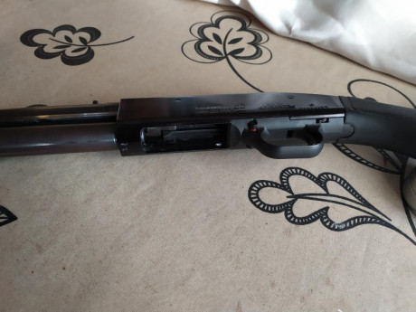 VendIDA!!!! escopeta en buen Estado estético y mecánico. 
Marca MAVERICK 88 ( fabricada por Mossberg). 10