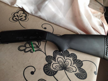VendIDA!!!! escopeta en buen Estado estético y mecánico. 
Marca MAVERICK 88 ( fabricada por Mossberg). 20