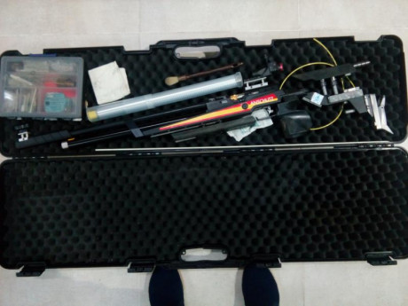 Vendo Carabina de competición de aire mod. Anshchütz mod. 9003, en buen estado, con maletín incluido, 00