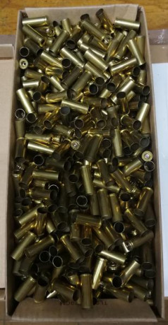 Buenas.
Pues tengo más de 1000 vainas del 32 fiochi, no recargadas, con un solo disparo, limpias en maquina 00