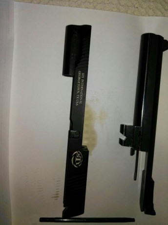 Hola, vendo este kit que tiene unos 5 años y habrá disparado unos 1000 cartuchos, suelo usar una STI Trojan 62