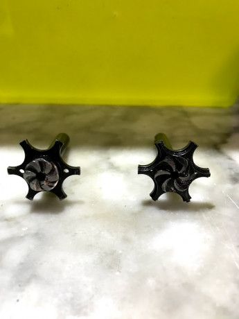 Hola a todos, compro extractor  del revolver Astra de 6 cartuchos para tambor de 9 mm.Pb
Saludos. 10