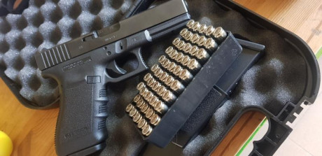 Glock 20 3 gen  ha pegado 10 tiros,  espectacular precisión   

En F 01