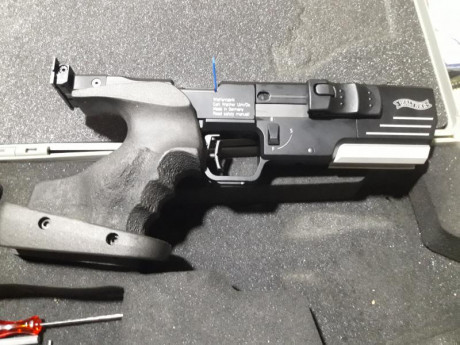 La pistola tiene el número de serie del 28xx de todas formas no he tenido ninguna interrupción con la 01