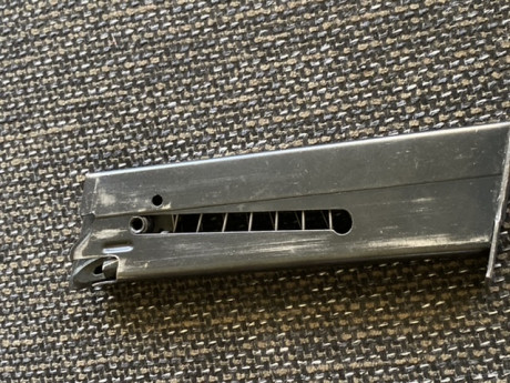 VENDIDO. cargador para pistola Smith & Wesson Master 52
Del calibre .38 SPL WC . 
Precio 50 Euros 01