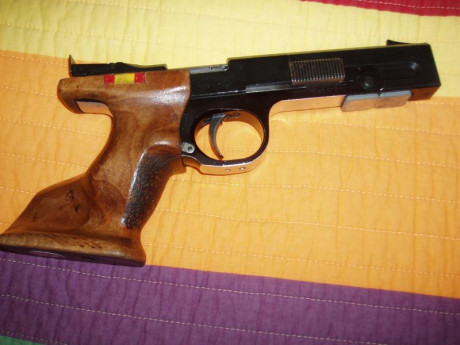Hola por dejar el tiro vendo Fas cal. 22 LR a toda pueba no da ni una interrupcion precio 250 € telf. 01