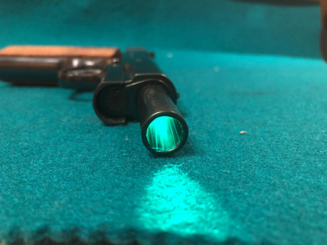 Arma excepcional de colección en perfecto estado.

Fabricada en Argentina con licencia COLT.

750€.

El 00