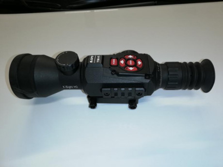 Hola a todos,
Tengo un VISOR ATN X-SIGHT II 5X20 HD, el que graba en tarjeta SD video y foto, con montura 02