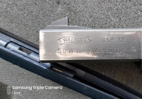 Vendo pistola Walther gsp calibre 32wc. Maletín Walther dos cargadores. La vendo por disponer de otra 00