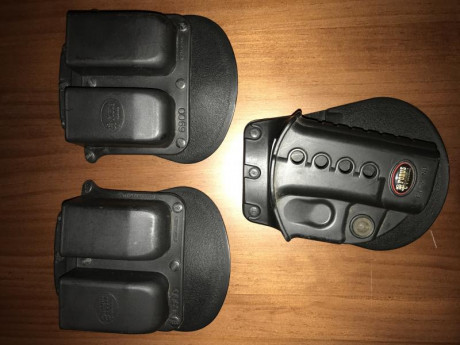 Vendo conjunto de funda y dos portacargadores dobles para Glock. De la marca israeli Fobus, fabricados 02