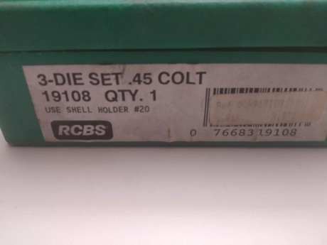VENDIDO dies RCBS .45 Colt con shell holder poco usados para recargar con pólvora negra.

Además, tengo 01