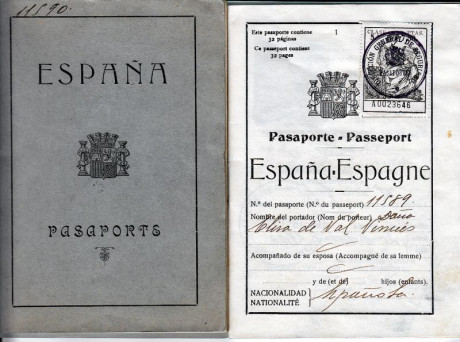  EN RECUERDO Y HOMENAJE A LOS QUE YA NO ESTÁN. 

Si pones en  GOOGLE    PASAPORTES EN LA MEMORIA   da 10