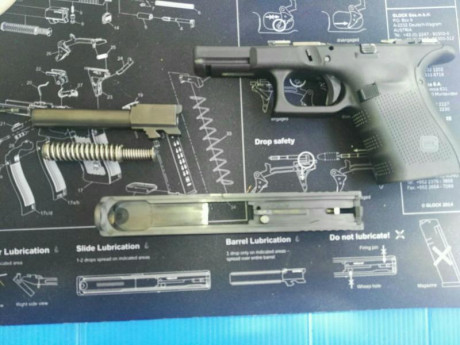 Vendo glock19, 4°G. Comprada nueva en julio 2016. Montada con kit muelles competición y desconector a 00