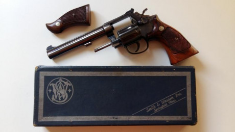 Buenos días. 
Se vende Revólver S&W K38 Masterpiece K14 en muy buen estado. 
Comprado por capricho 02